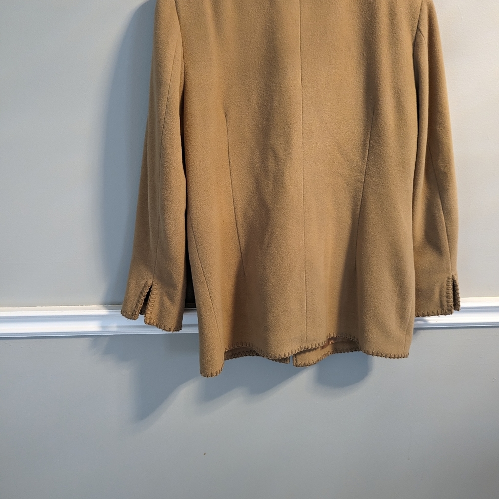 - Tribal Jacket - Picture 2 of 6